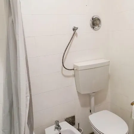Appartement In Downtown Near Metro Station *